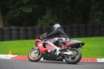 Motorcycle-action-photographs;cadwell;cadwell-park-photographs;event-digital-images;eventdigitalimages;motor-racing-louth-lincolnshire;no-limits-trackday;peter-wileman-photography;trackday;trackday-digital-images;trackday-photos