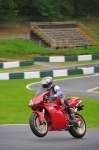 Motorcycle-action-photographs;cadwell;cadwell-park-photographs;event-digital-images;eventdigitalimages;motor-racing-louth-lincolnshire;no-limits-trackday;peter-wileman-photography;trackday;trackday-digital-images;trackday-photos