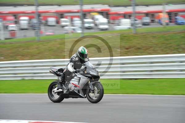 Motorcycle action photographs;Trackday digital images;brands;brands hatch photographs;event digital images;eventdigitalimages;motor racing london;no limits trackday;peter wileman photography;trackday;trackday photos