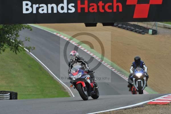 Motorcycle action photographs;Trackday digital images;brands;brands hatch photographs;event digital images;eventdigitalimages;motor racing london;no limits trackday;peter wileman photography;trackday;trackday photos