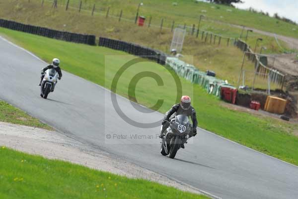 Mallory park Leicestershire;Mallory park photographs;Motorcycle action photographs;event digital images;eventdigitalimages;mallory park;no limits trackday;peter wileman photography;trackday;trackday digital images;trackday photos