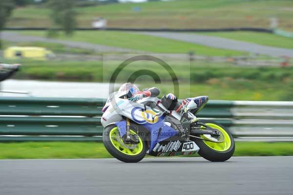 Mallory park Leicestershire;Mallory park photographs;Motorcycle action photographs;event digital images;eventdigitalimages;mallory park;no limits trackday;peter wileman photography;trackday;trackday digital images;trackday photos