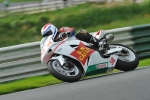 Mallory-park-Leicestershire;Mallory-park-photographs;Motorcycle-action-photographs;event-digital-images;eventdigitalimages;mallory-park;no-limits-trackday;peter-wileman-photography;trackday;trackday-digital-images;trackday-photos