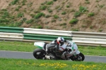 Mallory-park-Leicestershire;Mallory-park-photographs;Motorcycle-action-photographs;event-digital-images;eventdigitalimages;mallory-park;no-limits-trackday;peter-wileman-photography;trackday;trackday-digital-images;trackday-photos