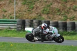 Mallory-park-Leicestershire;Mallory-park-photographs;Motorcycle-action-photographs;event-digital-images;eventdigitalimages;mallory-park;no-limits-trackday;peter-wileman-photography;trackday;trackday-digital-images;trackday-photos