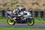 Mallory-park-Leicestershire;Mallory-park-photographs;Motorcycle-action-photographs;event-digital-images;eventdigitalimages;mallory-park;no-limits-trackday;peter-wileman-photography;trackday;trackday-digital-images;trackday-photos