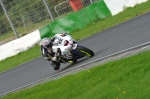 Mallory-park-Leicestershire;Mallory-park-photographs;Motorcycle-action-photographs;event-digital-images;eventdigitalimages;mallory-park;no-limits-trackday;peter-wileman-photography;trackday;trackday-digital-images;trackday-photos