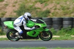 Mallory-park-Leicestershire;Mallory-park-photographs;Motorcycle-action-photographs;event-digital-images;eventdigitalimages;mallory-park;no-limits-trackday;peter-wileman-photography;trackday;trackday-digital-images;trackday-photos