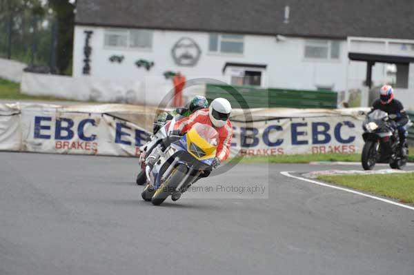 Mallory park Leicestershire;Mallory park photographs;Motorcycle action photographs;event digital images;eventdigitalimages;mallory park;no limits trackday;peter wileman photography;trackday;trackday digital images;trackday photos