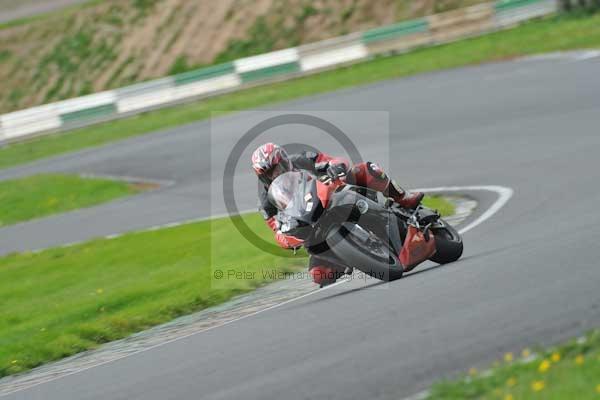 Mallory park Leicestershire;Mallory park photographs;Motorcycle action photographs;event digital images;eventdigitalimages;mallory park;no limits trackday;peter wileman photography;trackday;trackday digital images;trackday photos