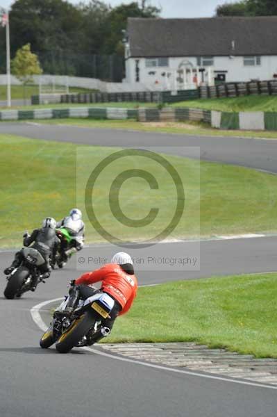 Mallory park Leicestershire;Mallory park photographs;Motorcycle action photographs;event digital images;eventdigitalimages;mallory park;no limits trackday;peter wileman photography;trackday;trackday digital images;trackday photos