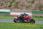 Mallory-park-Leicestershire;Mallory-park-photographs;Motorcycle-action-photographs;event-digital-images;eventdigitalimages;mallory-park;no-limits-trackday;peter-wileman-photography;trackday;trackday-digital-images;trackday-photos