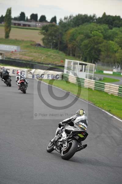 Mallory park Leicestershire;Mallory park photographs;Motorcycle action photographs;event digital images;eventdigitalimages;mallory park;no limits trackday;peter wileman photography;trackday;trackday digital images;trackday photos