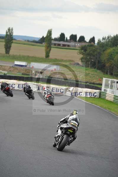 Mallory park Leicestershire;Mallory park photographs;Motorcycle action photographs;event digital images;eventdigitalimages;mallory park;no limits trackday;peter wileman photography;trackday;trackday digital images;trackday photos