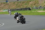 Mallory-park-Leicestershire;Mallory-park-photographs;Motorcycle-action-photographs;event-digital-images;eventdigitalimages;mallory-park;no-limits-trackday;peter-wileman-photography;trackday;trackday-digital-images;trackday-photos