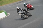 Mallory-park-Leicestershire;Mallory-park-photographs;Motorcycle-action-photographs;event-digital-images;eventdigitalimages;mallory-park;no-limits-trackday;peter-wileman-photography;trackday;trackday-digital-images;trackday-photos