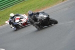 Mallory-park-Leicestershire;Mallory-park-photographs;Motorcycle-action-photographs;event-digital-images;eventdigitalimages;mallory-park;no-limits-trackday;peter-wileman-photography;trackday;trackday-digital-images;trackday-photos