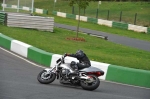 Mallory-park-Leicestershire;Mallory-park-photographs;Motorcycle-action-photographs;event-digital-images;eventdigitalimages;mallory-park;no-limits-trackday;peter-wileman-photography;trackday;trackday-digital-images;trackday-photos