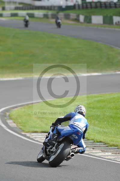 Mallory park Leicestershire;Mallory park photographs;Motorcycle action photographs;event digital images;eventdigitalimages;mallory park;no limits trackday;peter wileman photography;trackday;trackday digital images;trackday photos