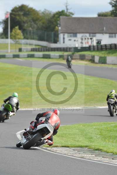 Mallory park Leicestershire;Mallory park photographs;Motorcycle action photographs;event digital images;eventdigitalimages;mallory park;no limits trackday;peter wileman photography;trackday;trackday digital images;trackday photos