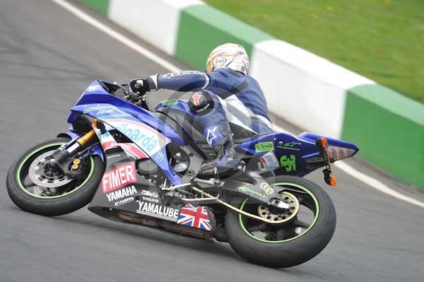 Mallory park Leicestershire;Mallory park photographs;Motorcycle action photographs;event digital images;eventdigitalimages;mallory park;no limits trackday;peter wileman photography;trackday;trackday digital images;trackday photos