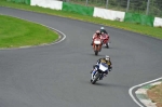 Mallory-park-Leicestershire;Mallory-park-photographs;Motorcycle-action-photographs;event-digital-images;eventdigitalimages;mallory-park;no-limits-trackday;peter-wileman-photography;trackday;trackday-digital-images;trackday-photos