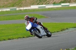 Mallory-park-Leicestershire;Mallory-park-photographs;Motorcycle-action-photographs;event-digital-images;eventdigitalimages;mallory-park;no-limits-trackday;peter-wileman-photography;trackday;trackday-digital-images;trackday-photos