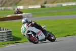 Mallory-park-Leicestershire;Mallory-park-photographs;Motorcycle-action-photographs;event-digital-images;eventdigitalimages;mallory-park;no-limits-trackday;peter-wileman-photography;trackday;trackday-digital-images;trackday-photos