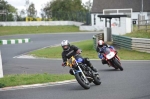 Mallory-park-Leicestershire;Mallory-park-photographs;Motorcycle-action-photographs;event-digital-images;eventdigitalimages;mallory-park;no-limits-trackday;peter-wileman-photography;trackday;trackday-digital-images;trackday-photos