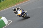 Mallory-park-Leicestershire;Mallory-park-photographs;Motorcycle-action-photographs;event-digital-images;eventdigitalimages;mallory-park;no-limits-trackday;peter-wileman-photography;trackday;trackday-digital-images;trackday-photos