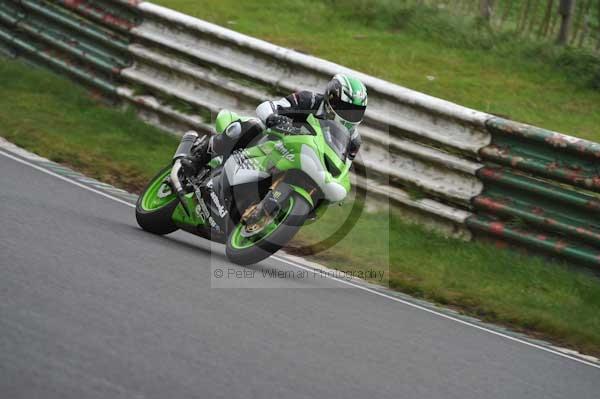 Mallory park Leicestershire;Mallory park photographs;Motorcycle action photographs;event digital images;eventdigitalimages;mallory park;no limits trackday;peter wileman photography;trackday;trackday digital images;trackday photos