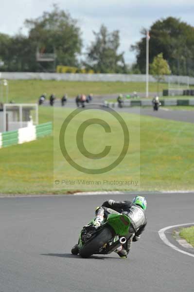 Mallory park Leicestershire;Mallory park photographs;Motorcycle action photographs;event digital images;eventdigitalimages;mallory park;no limits trackday;peter wileman photography;trackday;trackday digital images;trackday photos