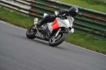 Mallory-park-Leicestershire;Mallory-park-photographs;Motorcycle-action-photographs;event-digital-images;eventdigitalimages;mallory-park;no-limits-trackday;peter-wileman-photography;trackday;trackday-digital-images;trackday-photos