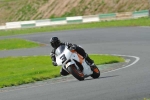 Mallory-park-Leicestershire;Mallory-park-photographs;Motorcycle-action-photographs;event-digital-images;eventdigitalimages;mallory-park;no-limits-trackday;peter-wileman-photography;trackday;trackday-digital-images;trackday-photos