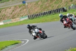 Mallory-park-Leicestershire;Mallory-park-photographs;Motorcycle-action-photographs;event-digital-images;eventdigitalimages;mallory-park;no-limits-trackday;peter-wileman-photography;trackday;trackday-digital-images;trackday-photos