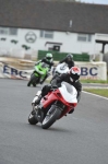 Mallory-park-Leicestershire;Mallory-park-photographs;Motorcycle-action-photographs;event-digital-images;eventdigitalimages;mallory-park;no-limits-trackday;peter-wileman-photography;trackday;trackday-digital-images;trackday-photos