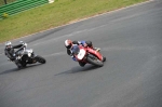 Mallory-park-Leicestershire;Mallory-park-photographs;Motorcycle-action-photographs;event-digital-images;eventdigitalimages;mallory-park;no-limits-trackday;peter-wileman-photography;trackday;trackday-digital-images;trackday-photos