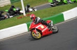 Mallory-park-Leicestershire;Mallory-park-photographs;Motorcycle-action-photographs;event-digital-images;eventdigitalimages;mallory-park;no-limits-trackday;peter-wileman-photography;trackday;trackday-digital-images;trackday-photos