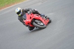 Mallory-park-Leicestershire;Mallory-park-photographs;Motorcycle-action-photographs;event-digital-images;eventdigitalimages;mallory-park;no-limits-trackday;peter-wileman-photography;trackday;trackday-digital-images;trackday-photos