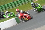 Mallory-park-Leicestershire;Mallory-park-photographs;Motorcycle-action-photographs;event-digital-images;eventdigitalimages;mallory-park;no-limits-trackday;peter-wileman-photography;trackday;trackday-digital-images;trackday-photos