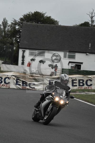 Mallory park Leicestershire;Mallory park photographs;Motorcycle action photographs;event digital images;eventdigitalimages;mallory park;no limits trackday;peter wileman photography;trackday;trackday digital images;trackday photos