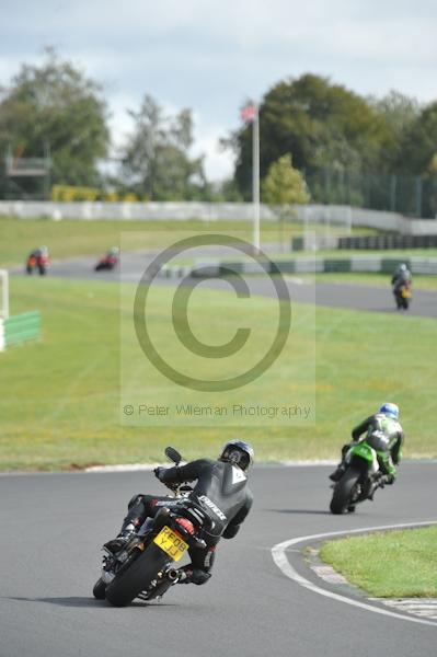 Mallory park Leicestershire;Mallory park photographs;Motorcycle action photographs;event digital images;eventdigitalimages;mallory park;no limits trackday;peter wileman photography;trackday;trackday digital images;trackday photos