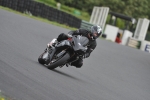 Mallory-park-Leicestershire;Mallory-park-photographs;Motorcycle-action-photographs;event-digital-images;eventdigitalimages;mallory-park;no-limits-trackday;peter-wileman-photography;trackday;trackday-digital-images;trackday-photos