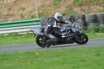 Mallory-park-Leicestershire;Mallory-park-photographs;Motorcycle-action-photographs;event-digital-images;eventdigitalimages;mallory-park;no-limits-trackday;peter-wileman-photography;trackday;trackday-digital-images;trackday-photos