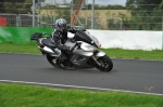 Mallory-park-Leicestershire;Mallory-park-photographs;Motorcycle-action-photographs;event-digital-images;eventdigitalimages;mallory-park;no-limits-trackday;peter-wileman-photography;trackday;trackday-digital-images;trackday-photos