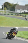 Mallory-park-Leicestershire;Mallory-park-photographs;Motorcycle-action-photographs;event-digital-images;eventdigitalimages;mallory-park;no-limits-trackday;peter-wileman-photography;trackday;trackday-digital-images;trackday-photos