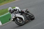 Mallory-park-Leicestershire;Mallory-park-photographs;Motorcycle-action-photographs;event-digital-images;eventdigitalimages;mallory-park;no-limits-trackday;peter-wileman-photography;trackday;trackday-digital-images;trackday-photos