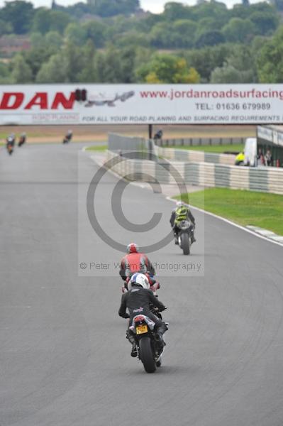 Mallory park Leicestershire;Mallory park photographs;Motorcycle action photographs;event digital images;eventdigitalimages;mallory park;no limits trackday;peter wileman photography;trackday;trackday digital images;trackday photos