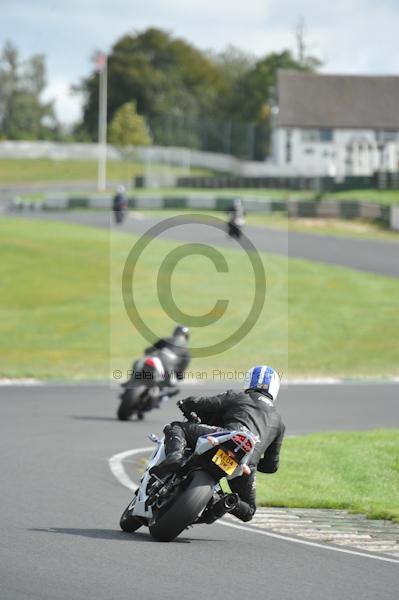 Mallory park Leicestershire;Mallory park photographs;Motorcycle action photographs;event digital images;eventdigitalimages;mallory park;no limits trackday;peter wileman photography;trackday;trackday digital images;trackday photos