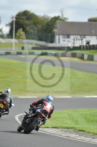 Mallory park Leicestershire;Mallory park photographs;Motorcycle action photographs;event digital images;eventdigitalimages;mallory park;no limits trackday;peter wileman photography;trackday;trackday digital images;trackday photos